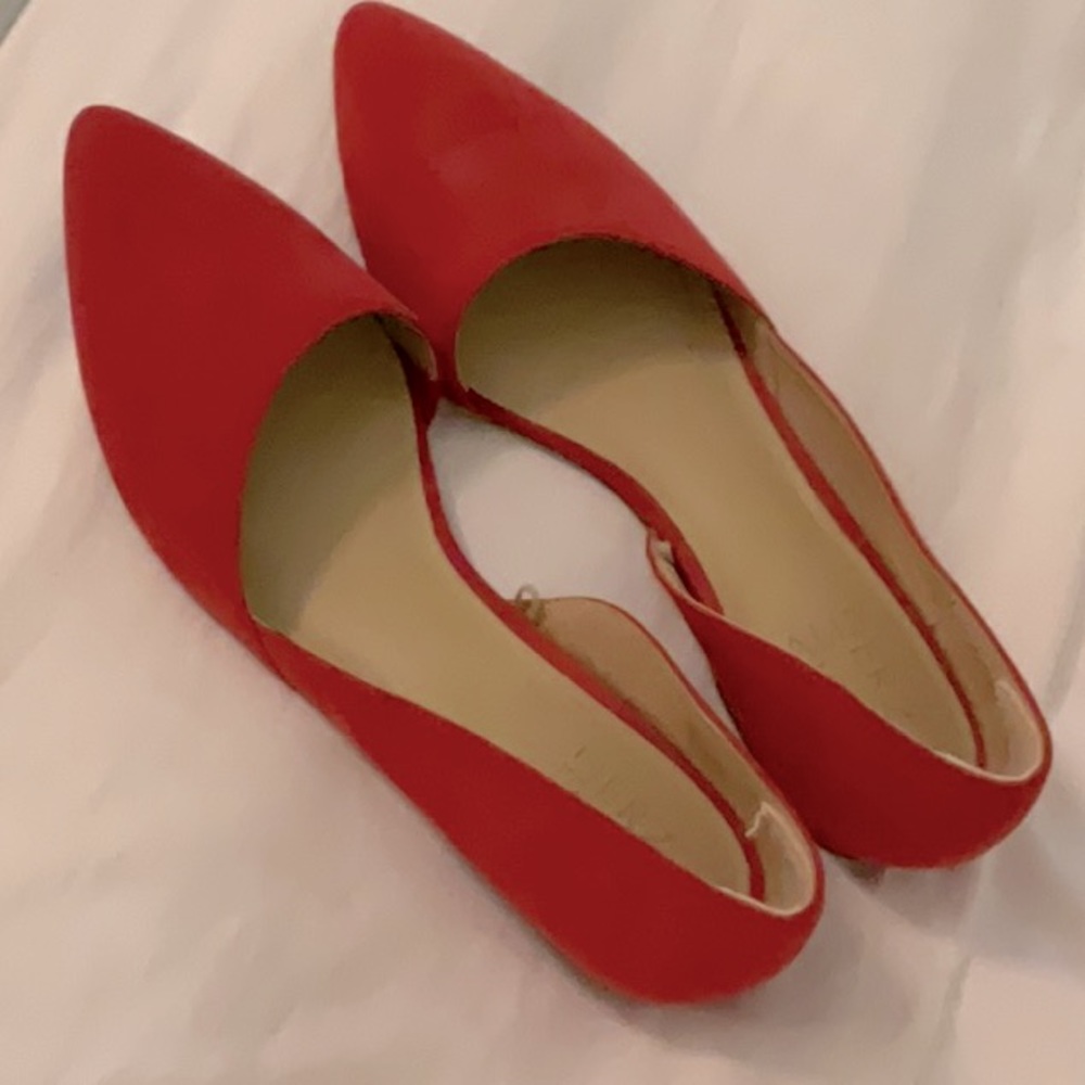 Red flats suede